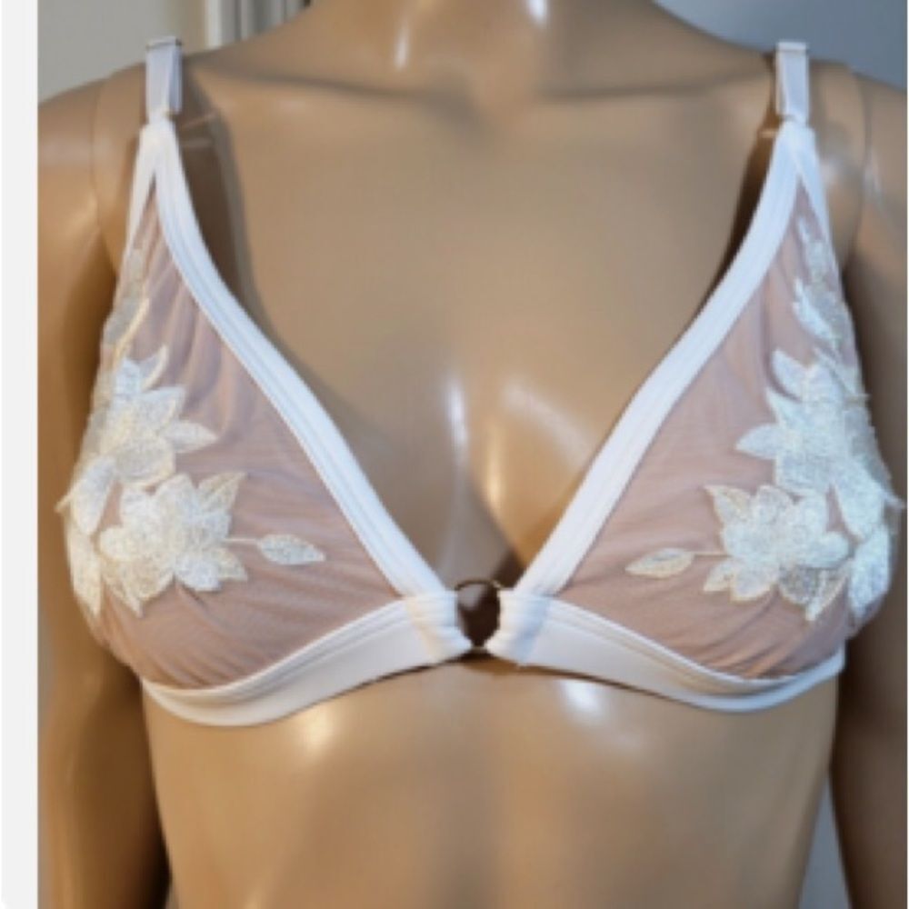 PINK Victoria's Secret Blush Mesh Triangle Bralette with Cream Floral Appliqué
